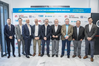Ricardo Céspedes, José Vicente, Eutimio Gómez, Pepe Martínez, Pedro Manuel de la Cruz, Juan Jesús Lara, Imanol Almudí y Pedro Manuel de la Cru