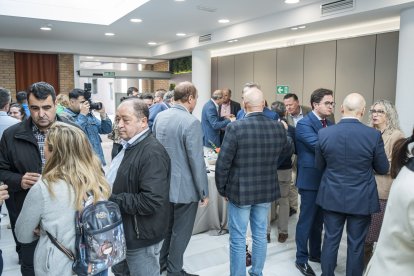 Ambiente del desayuno en las jornadas.