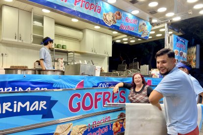 Puestos de comida en la Rambla de Almería.