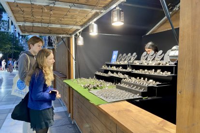 Inauguración del mercadillo de Navidad en la Avenida Federico García Lorca.