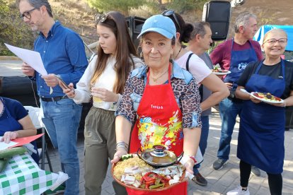 María Teresa de Aguadulce espera a que el jurado evalúe su preparación.