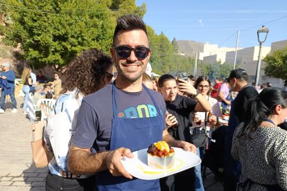 David Cano presentó las migas en un molde tipo tambor.