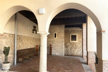 Parte baja del claustro privado.