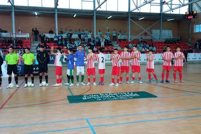 Saludo antes de empezar la gran final.