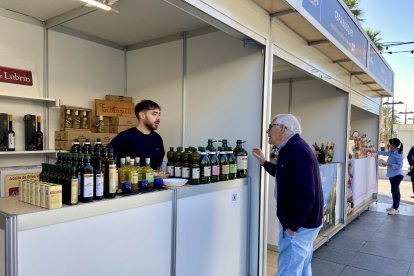La feria Sabores Almería ha llegado a la Plaza de las Velas.