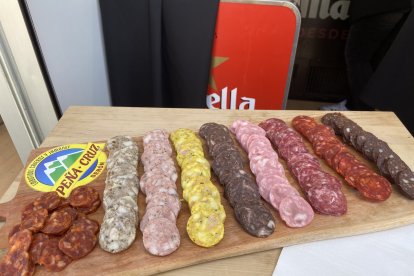 La feria Sabores Almería ha llegado a la Plaza de las Velas.