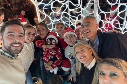 En Olula del Río dan la bienvenida a la Navidad fomentando comprar en el Comercio Local.