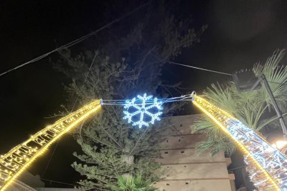 Cuevas del Almanzora inaugura su Navidad con su tradicional Belén viviente y el encendido navideño.