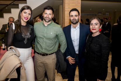 Débora Jiménez, José Jiménez, Pablo Solbas y Estefanía Aparicio.