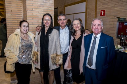 Gema Cara, María José García, Carpintero Gómez, Mari Carmen Fuentes y Juan Segura.