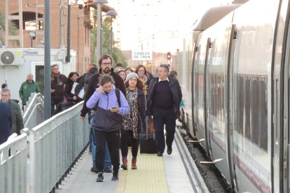 A las 8:44 fue la salida del Alvia.