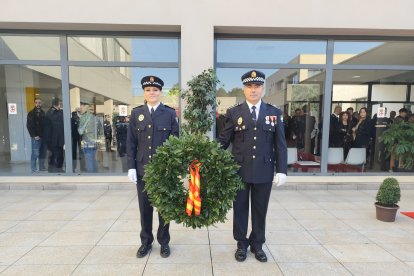 Homenaje y recuerdo a los policías fallecidos.