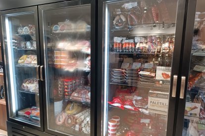 Amplia oferta gourmet en la tienda de Sabores Almería.