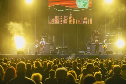 Público reunido en la Plaza de Toros de Almería.