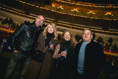 Público asistente al festival ochentero.