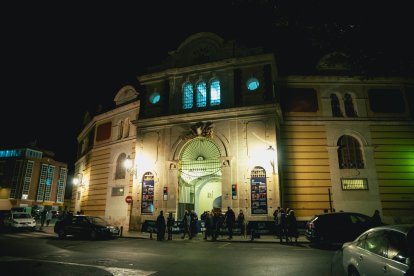 Exterior de la Plaza de Toros de Almería.