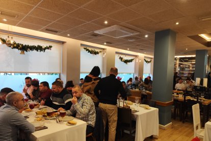 Lleno absoluto en la brasería La Consentida.