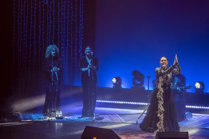 Actuación de Niña Pastori en el Auditorio Maestro Padilla de Almería.