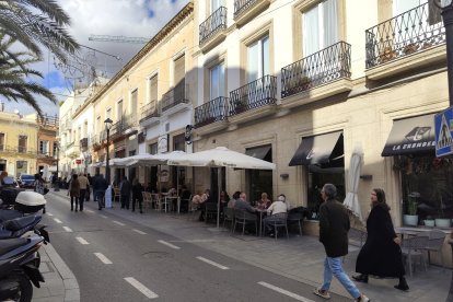 Ambiente lleno en los bares y terrazas del centro de Almería.
