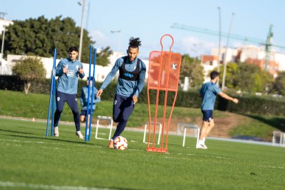 Luis Suárez reanuda el trabajo con ganas de seguir con la buena racha.