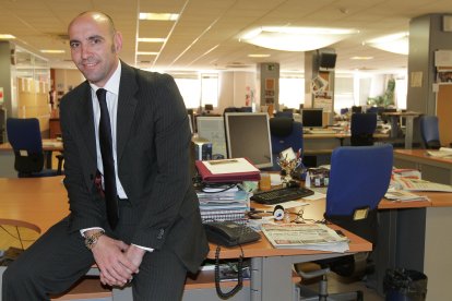 Monchi en la redacción multimedia de LA VOZ DE ALMERÍA.