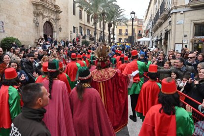Las mejores imágenes de la Cabalgata de Reyes en Almería.