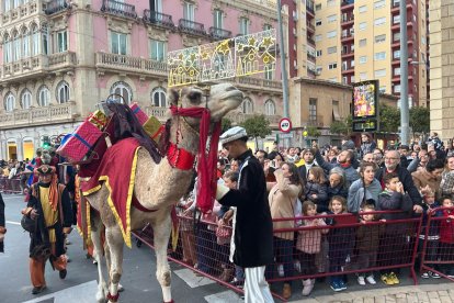 Las mejores imágenes de la Cabalgata de Reyes en Almería.