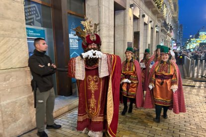 Las mejores imágenes de la Cabalgata de Reyes en Almería.