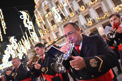 Las mejores imágenes de la Cabalgata de Reyes en Almería.