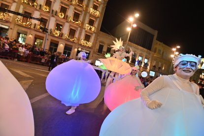 Las mejores imágenes de la Cabalgata de Reyes en Almería.