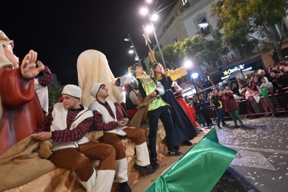 Las mejores imágenes de la Cabalgata de Reyes en Almería.