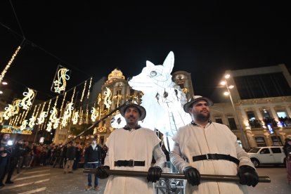 Las mejores imágenes de la Cabalgata de Reyes en Almería.