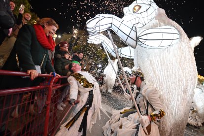 Las mejores imágenes de la Cabalgata de Reyes en Almería.