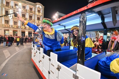 Las mejores imágenes de la Cabalgata de Reyes en Almería.