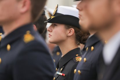La despedida de la princesa Leonor a bordo del Juan Sebastián Elcano, en imágenes.