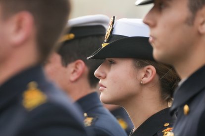 La despedida de la princesa Leonor a bordo del Juan Sebastián Elcano, en imágenes.