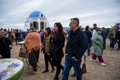 Llegada de los representantes institucionales al paraje de Torregarcía.