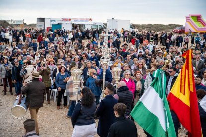 Llegada de la Virgen del Mar al paraje de Torregarcía.