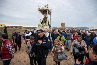 Llegada de la Virgen del Mar al paraje de Torregarcía.