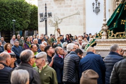 Salida de la Virgen del Mar desde el Santuario tras la misa de romeros con la que arrancó la Romería.