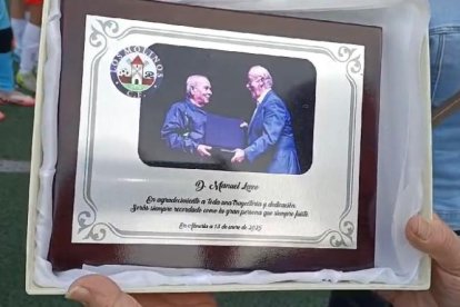 Una placa con mucha historia. 