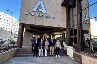 Foto de familia de los delegados.