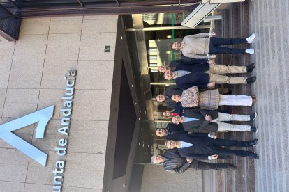 Foto de familia de los delegados.