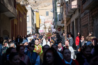 San Antón posesionó por las calles del casco histórico de Almería.