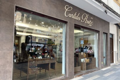 Fachada de la tienda.