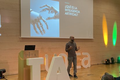 El evento sobre IA y pensamiento crítico de Unica Group.