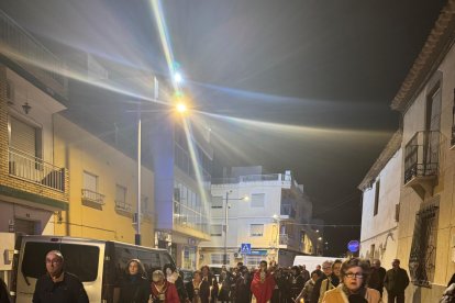 Traslado del Santo Cristo en su regreso a la ermita de la Santa Cruz.