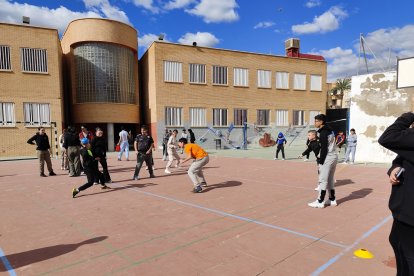 II Día de Juegos por la Paz del IES Galileo de Almería.