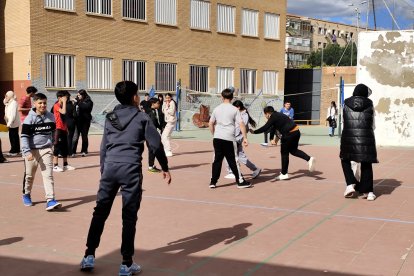 II Día de Juegos por la Paz del IES Galileo de Almería.