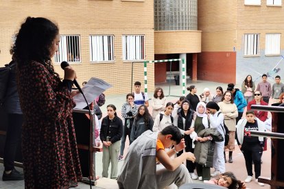 II Día de Juegos por la Paz del IES Galileo de Almería.